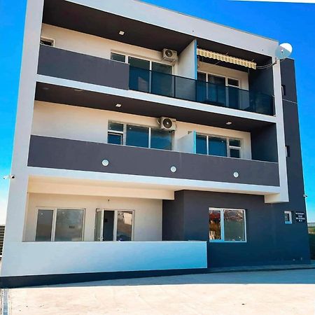 Best View Residence 科斯蒂内什蒂 外观 照片