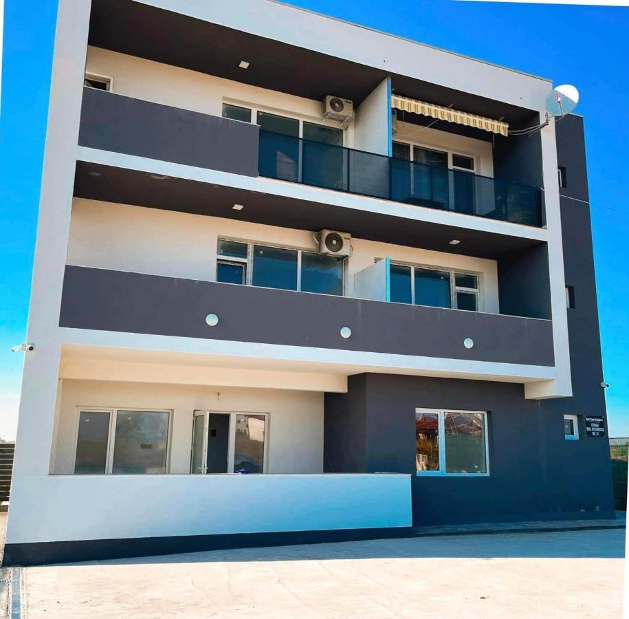 Best View Residence 科斯蒂内什蒂 外观 照片